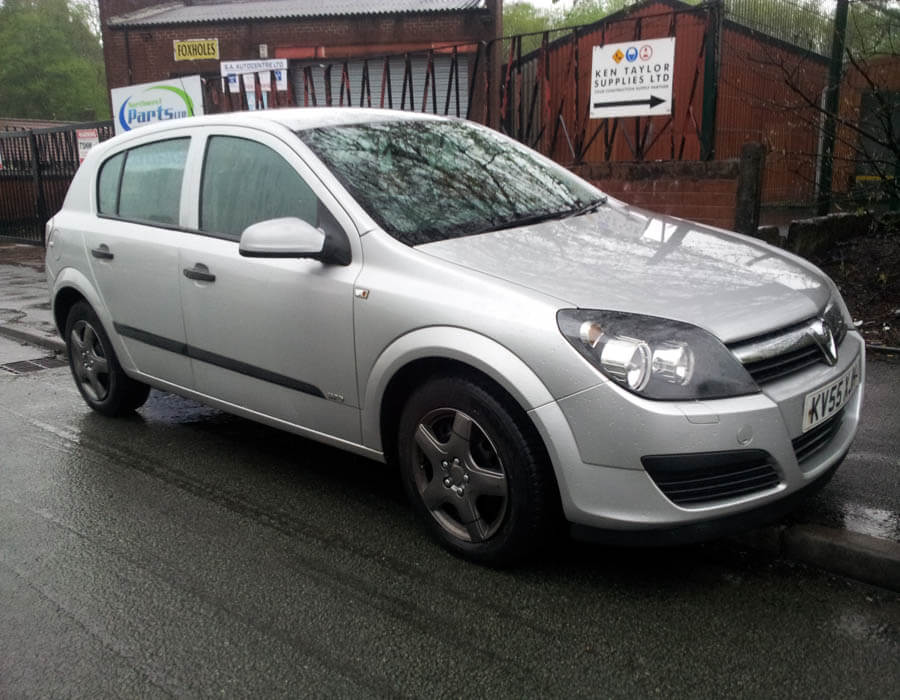 Vauxhall Astra Life engine-coolant-sensor