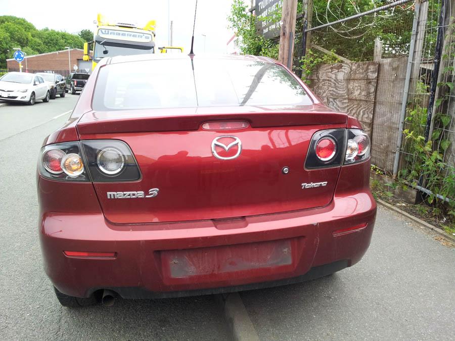 Mazda 3 Takara boot-handle