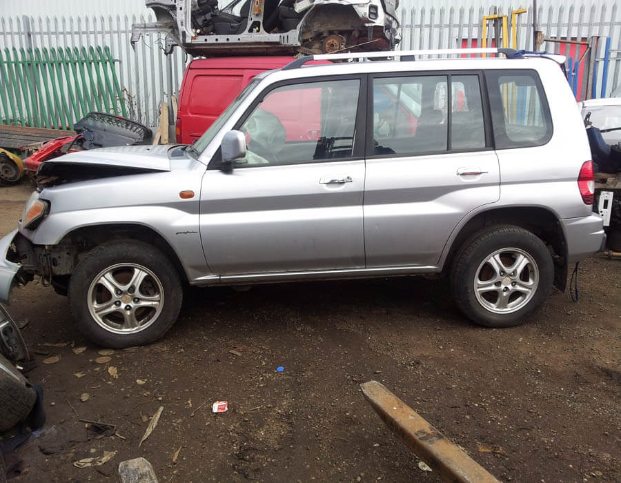 Mitsubishi Shogun Pinin breaking parts