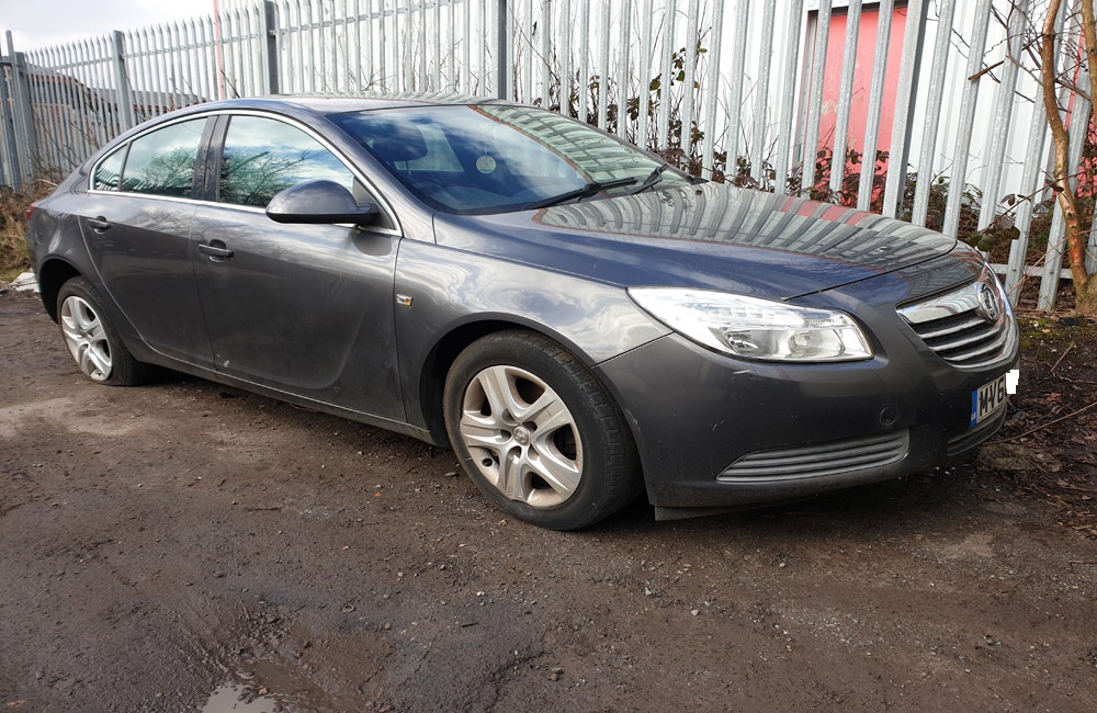 Vauxhall Insignia Exclusiv breaking spares parts 2008-2013 CDTI