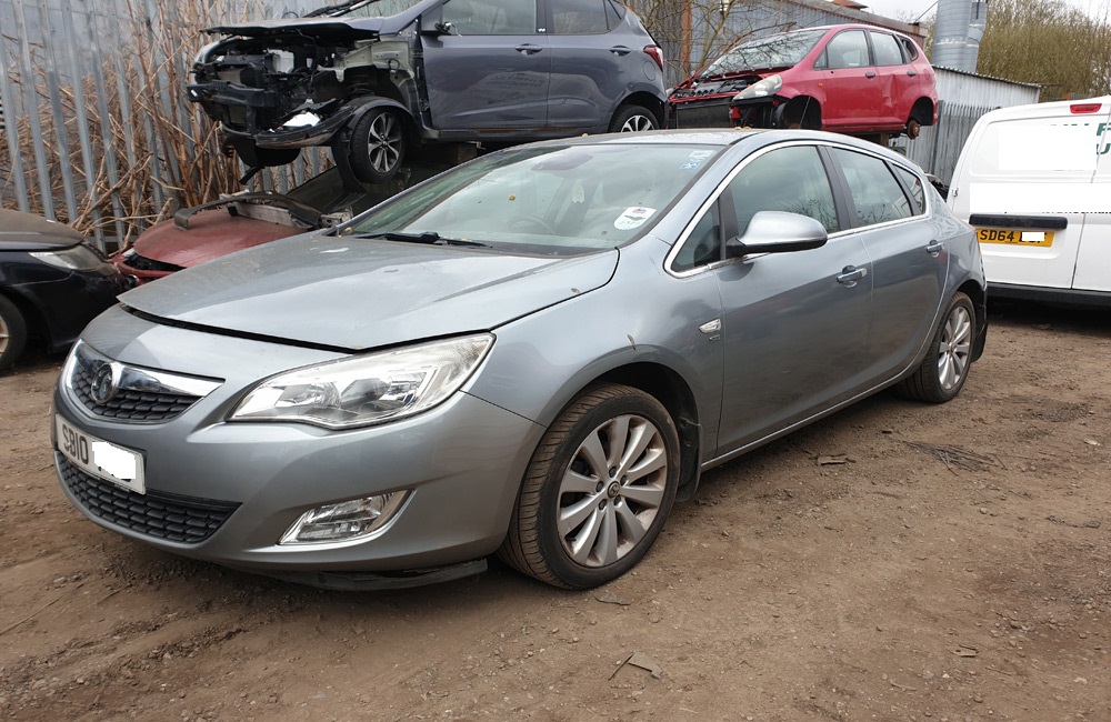 Vauxhall Astra J SE Breaking Spares Parts GEV Grey 1.6 Engine Gearbox