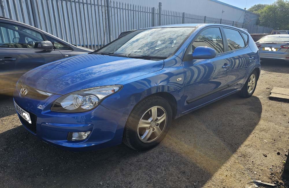 Hyundai I30 MK1 Breaking Parts Spares Blue  5 Door 1.4 Petrol