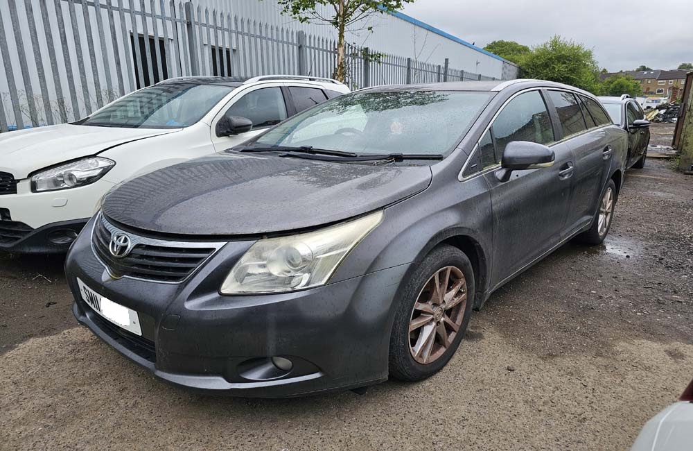 Toyota Avensis MK3 Breaking Spares Parts TR D4D Estate Grey 2009-2015