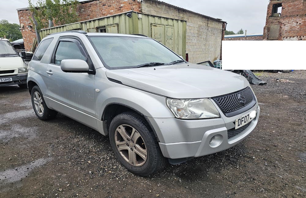 Suzuki Grand Vitara MK3 Breaking Parts Spares Silver Z2S 3 Door 2005-2009